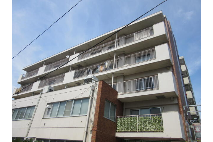 2LDK Apartment to Rent in Yokohama-shi Nishi-ku Exterior