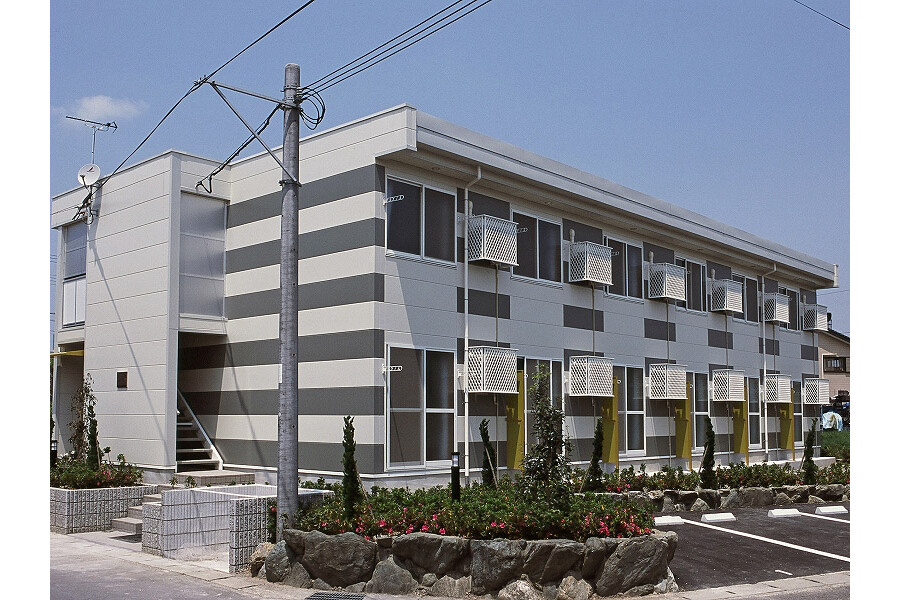 1K Apartment to Rent in Nagahama-shi Exterior