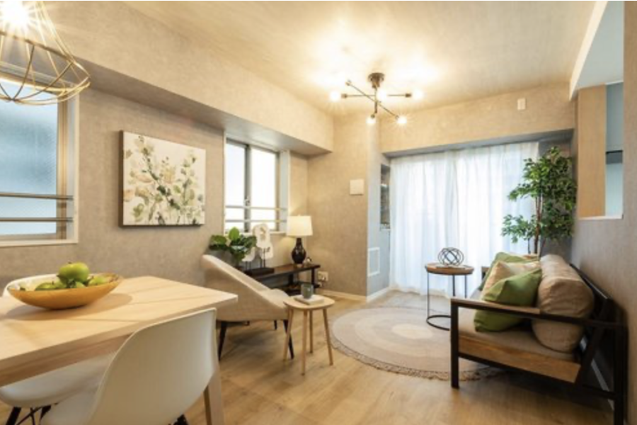 3LDK Apartment to Buy in Osaka-shi Chuo-ku Living Room