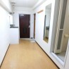 1R Apartment to Rent in Osaka-shi Nishi-ku Living Room