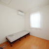 2LDK Terrace house to Rent in Komae-shi Bedroom