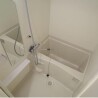 1K Apartment to Rent in Kobe-shi Hyogo-ku Bathroom