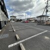 1K Apartment to Rent in Utsunomiya-shi Parking