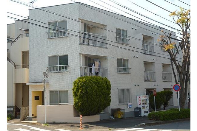 2DK Apartment to Rent in Inagi-shi Exterior