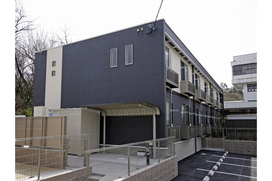1K Apartment to Rent in Seto-shi Exterior