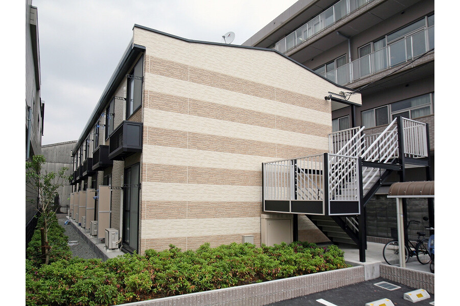 1K Apartment to Rent in Yao-shi Exterior