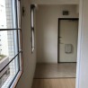 1K Apartment to Buy in Osaka-shi Yodogawa-ku Entrance