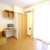 1K Apartment to Rent in Otsu-shi Room