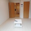 1K Apartment to Rent in Kawasaki-shi Nakahara-ku Western Room