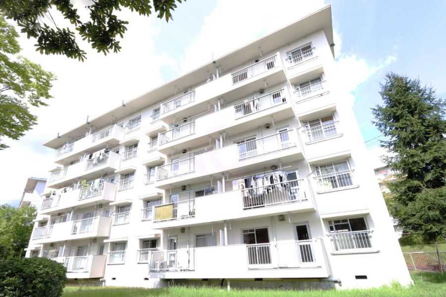 3K Apartment to Rent in Sendai-shi Miyagino-ku Exterior