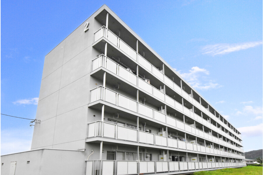 2DK Apartment to Rent in Nasukarasuyama-shi Exterior