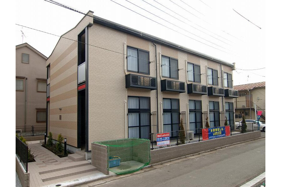 1K Apartment to Rent in Niiza-shi Exterior