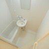 1K Apartment to Rent in Shimajiri-gun Haebaru-cho Bathroom