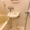 1LDK Apartment to Rent in Yokohama-shi Kanagawa-ku Bathroom