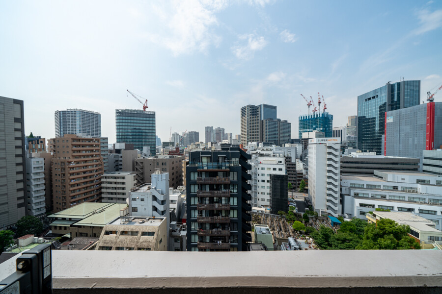 2SLDK Apartment to Buy in Minato-ku Outside Space