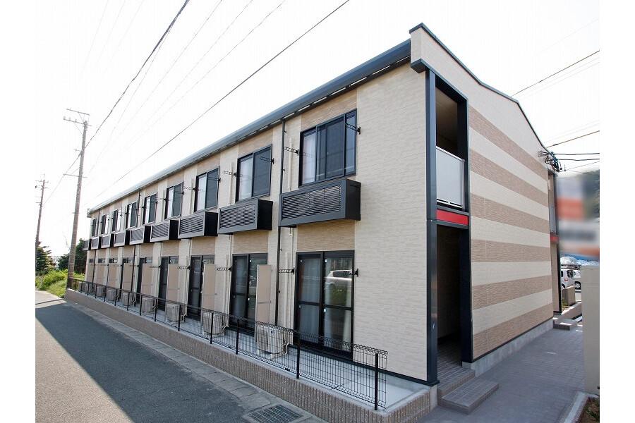1K Apartment to Rent in Toyokawa-shi Exterior