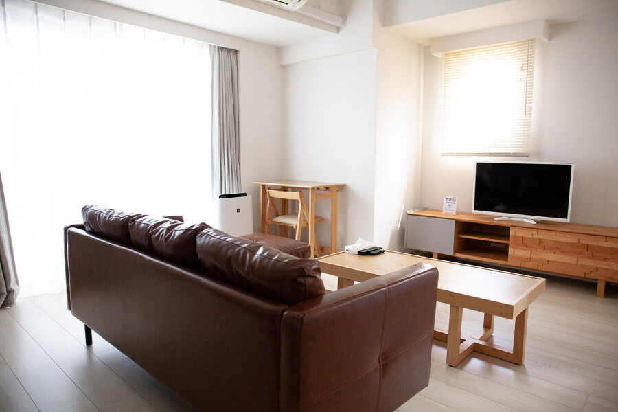 1DK Apartment to Rent in Shibuya-ku Living Room