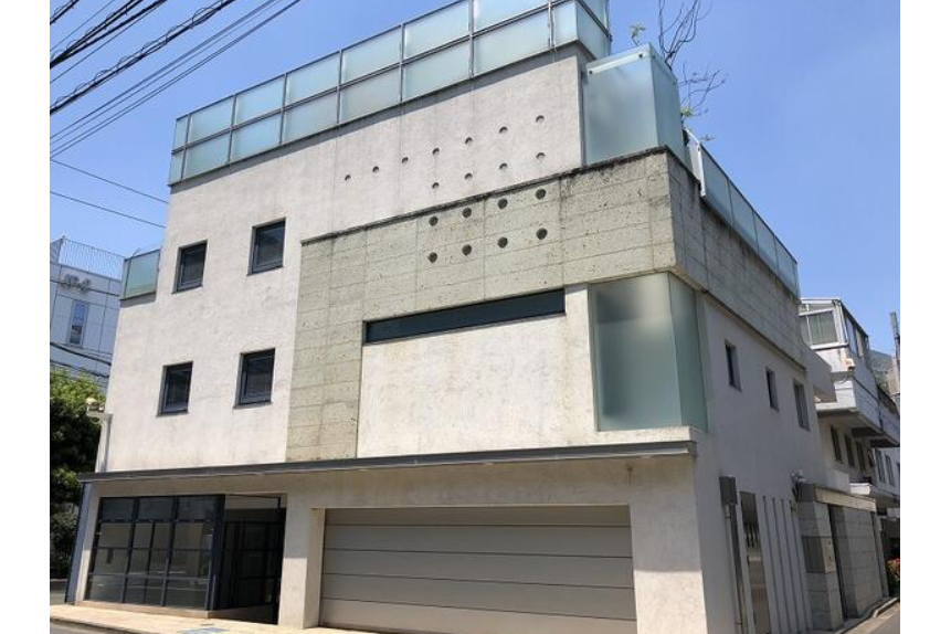 5LDK House to Rent in Minato-ku Exterior