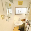 3DK House to Rent in Matsubara-shi Washroom