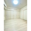 1LDK Apartment to Rent in Osaka-shi Taisho-ku Interior