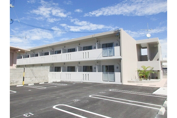 1R Apartment to Rent in Okinawa-shi Exterior