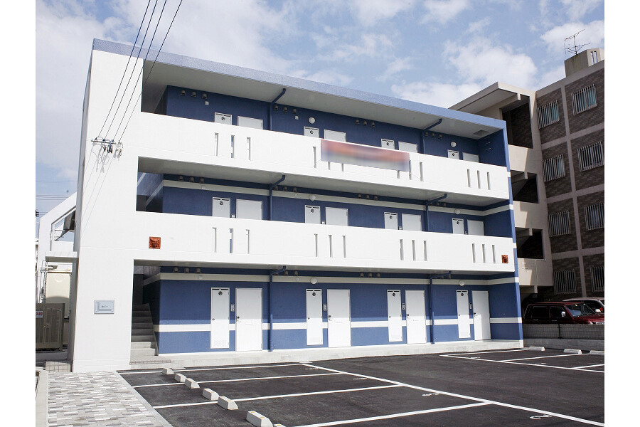 1Kマンション - 沖縄市賃貸 外観