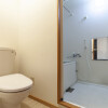 1LDK Apartment to Rent in Kita-ku Bathroom