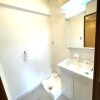 1LDK Apartment to Rent in Funabashi-shi Bathroom