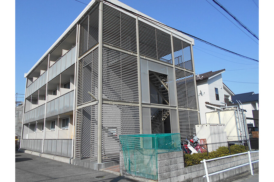 1K Apartment to Rent in Kashiba-shi Exterior