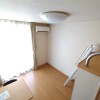 1K Apartment to Rent in Kawasaki-shi Nakahara-ku Living Room