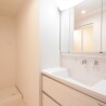 3LDK Apartment to Buy in Osaka-shi Kita-ku Washroom