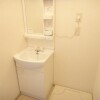 2DK Apartment to Rent in Shinjuku-ku Washroom