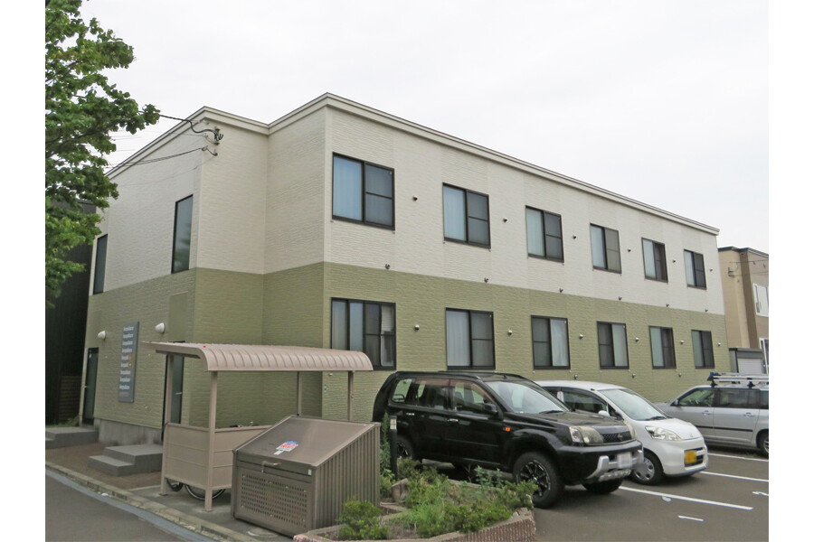 1K Apartment to Rent in Sapporo-shi Nishi-ku Exterior