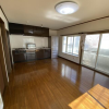 5LDK Apartment to Rent in Yokosuka-shi Interior