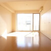 1K Apartment to Rent in Minato-ku Living Room