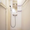 1K Apartment to Rent in Koto-ku Shower