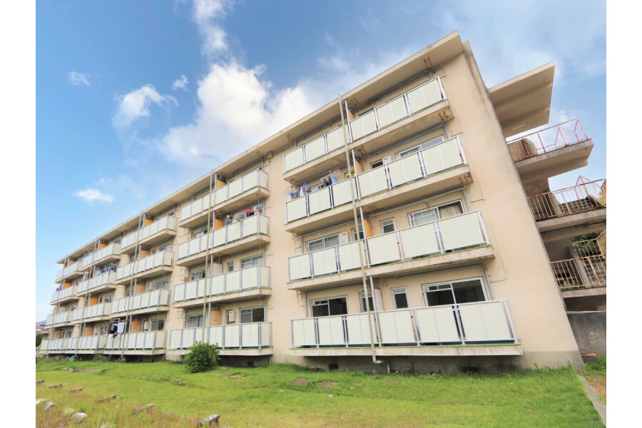 2K Apartment to Rent in Hikari-shi Exterior