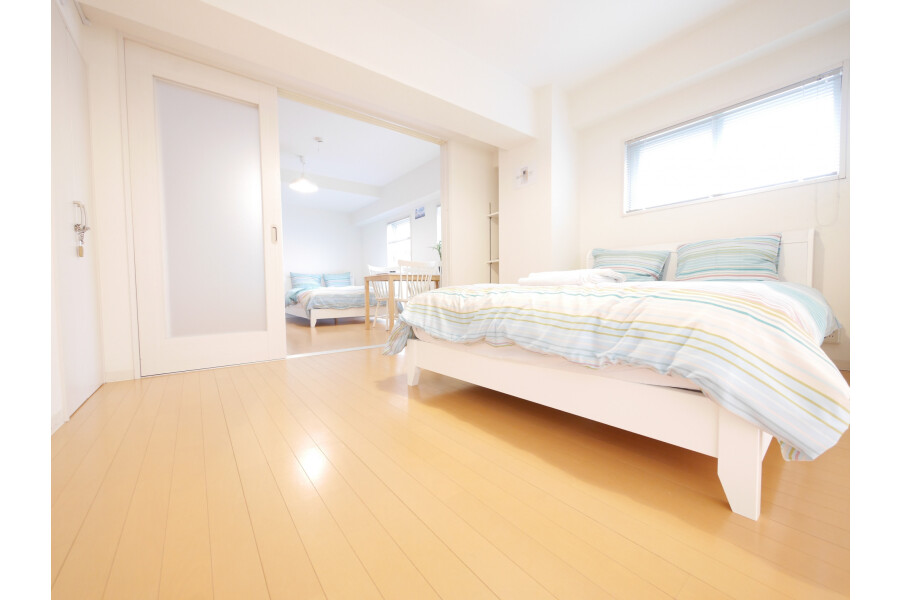 1LDK Serviced Apartment to Rent in Shibuya-ku Bedroom