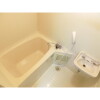 1K Apartment to Rent in Chiba-shi Inage-ku Bathroom