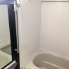 2LDK Apartment to Rent in Shinagawa-ku Bathroom