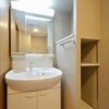 2K Apartment to Rent in Shinagawa-ku Washroom
