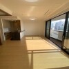 3LDK Apartment to Rent in Chiyoda-ku Living Room