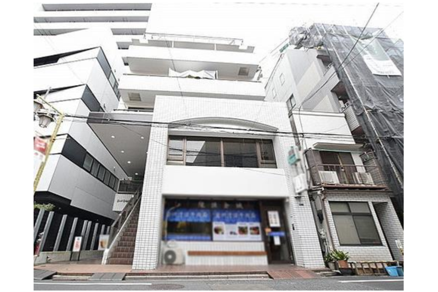 1DK Apartment to Buy in Shinjuku-ku Exterior