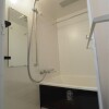 2K Apartment to Rent in Nakano-ku Bathroom