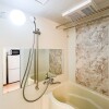 1K Apartment to Rent in Osaka-shi Chuo-ku Shower