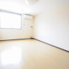 1K Apartment to Rent in Yokohama-shi Kanazawa-ku Living Room