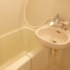 1K Apartment to Rent in Komagane-shi Bathroom