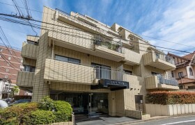 3LDK Mansion in Ichigayakoracho - Shinjuku-ku
