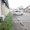 1K Apartment to Rent in Tsu-shi Parking