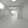 1LDK Apartment to Rent in Osaka-shi Ikuno-ku Living Room
